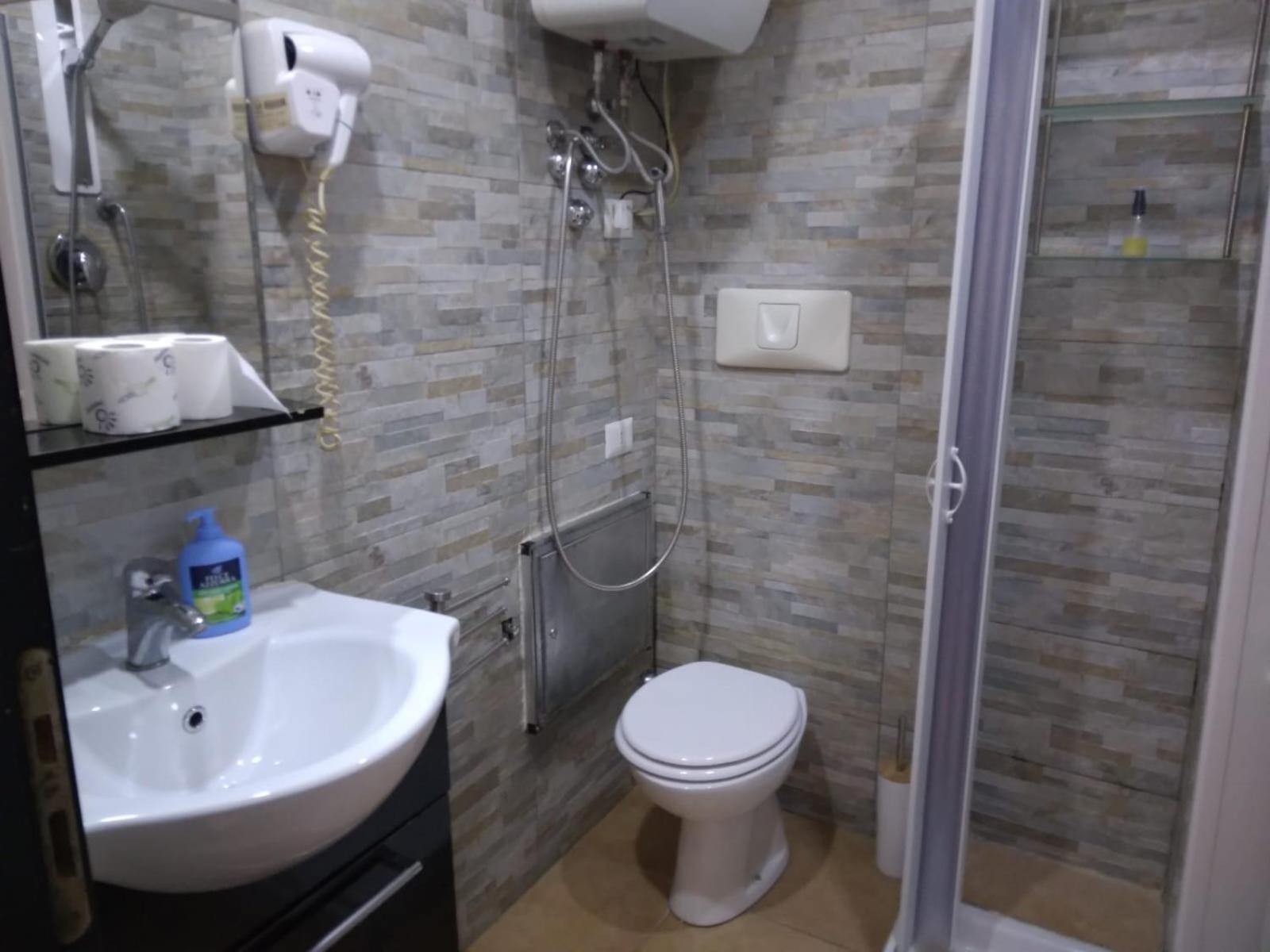 Bunker Degli Inventori Hotel ฟอจเจีย ภายนอก รูปภาพ