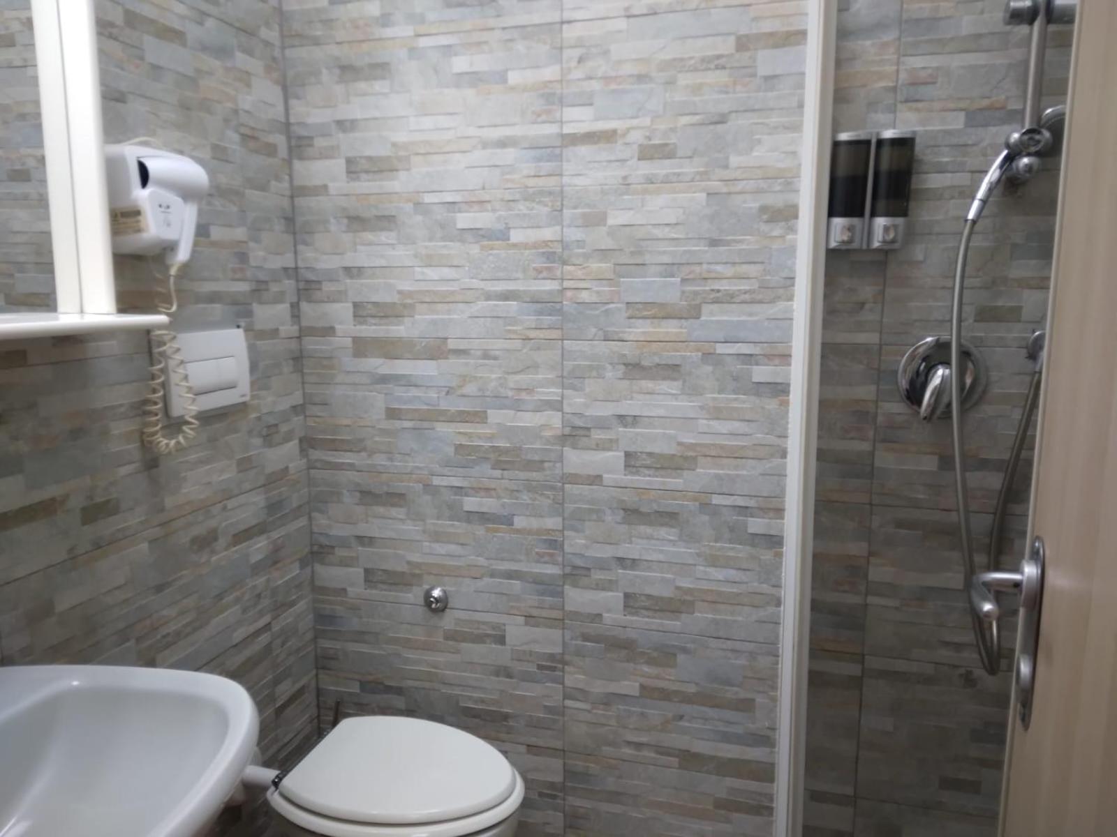 Bunker Degli Inventori Hotel ฟอจเจีย ภายนอก รูปภาพ